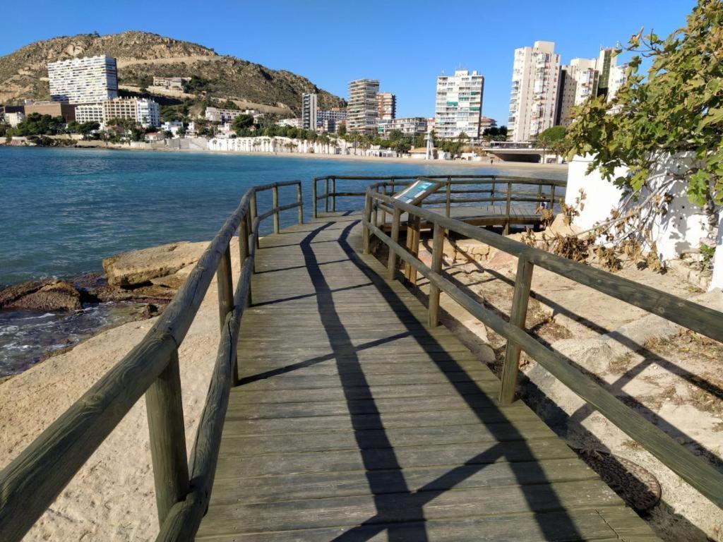 Very Lightful Apartment. Incredible Sea Views. Big Terrace, Swimming Pool. Ac. Very Close To Alicante City Center. Extérieur photo